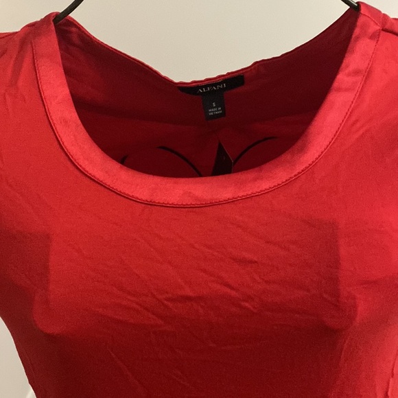 Alfani red essential tee. BNWT - Picture 2 of 7